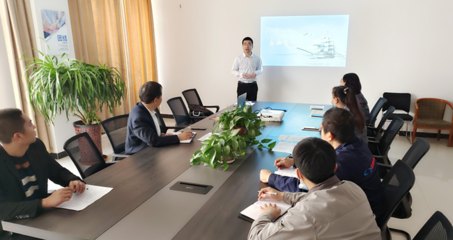 駿恒物業(yè)開展“提升服務(wù)品質(zhì)”綜合培訓(xùn)活動，夯實(shí)企業(yè)發(fā)展基石